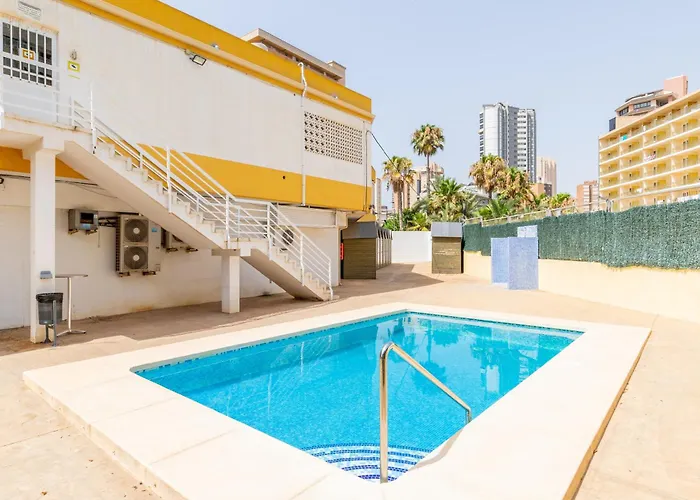 Queen Διαμέρισμα Μπένιντορμ